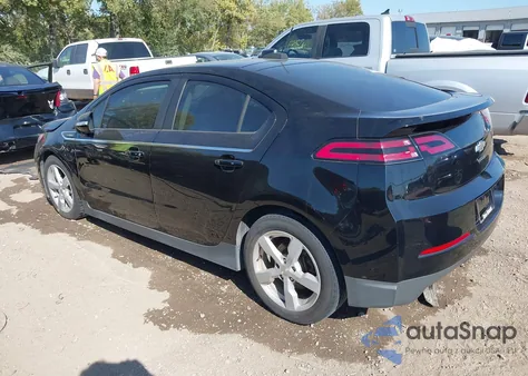 2015 Chevrolet Volt z USA, uszkodzony, nr VIN 1G1RA6E41FU115073